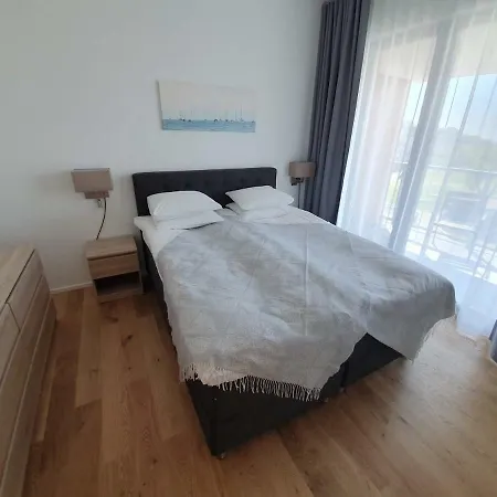 维金水疗酒店 酒店 派尔努